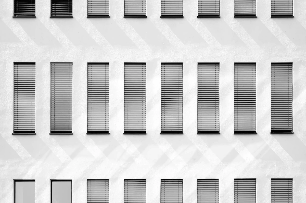 Fenêtres d'un bâtiment à Nuremberg, Allemagne